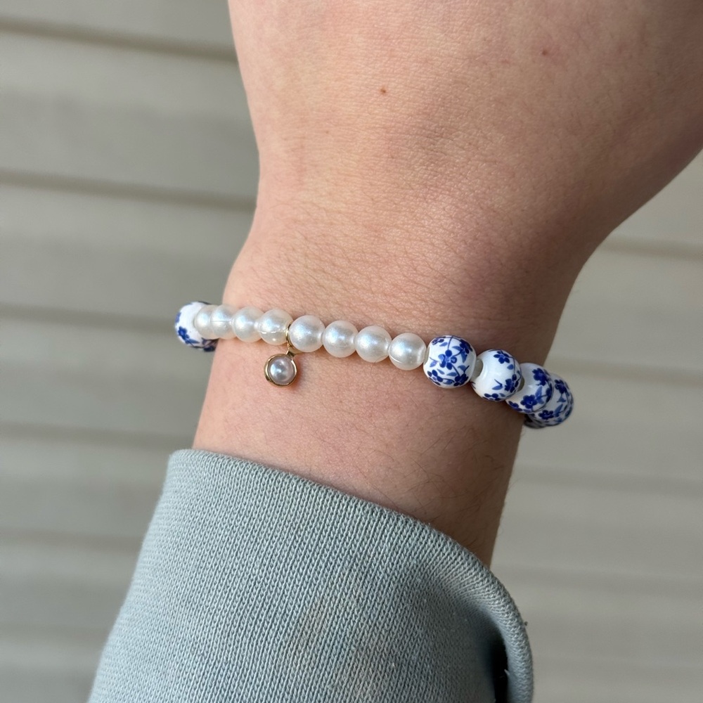 Pearl and Blue Floral Bead Bracelet